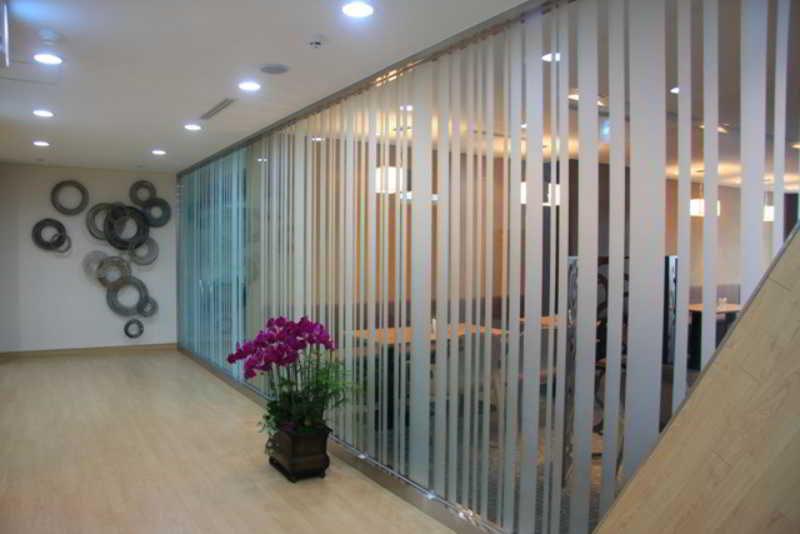 Young Dong Seul Exterior foto